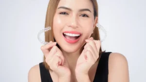 Invisalign vs. Veneers: Which to Choose in Rockville, MD